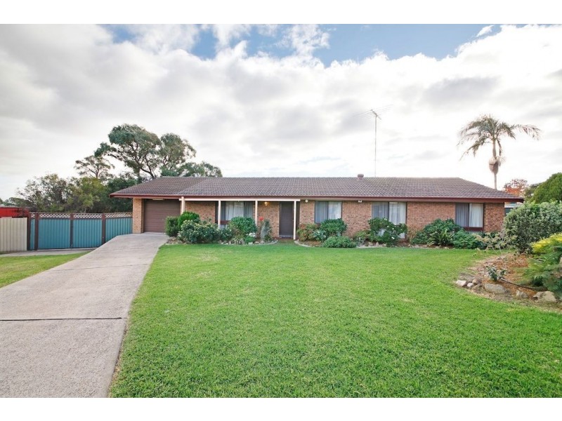 5 Weddin Place, Ruse NSW 2560