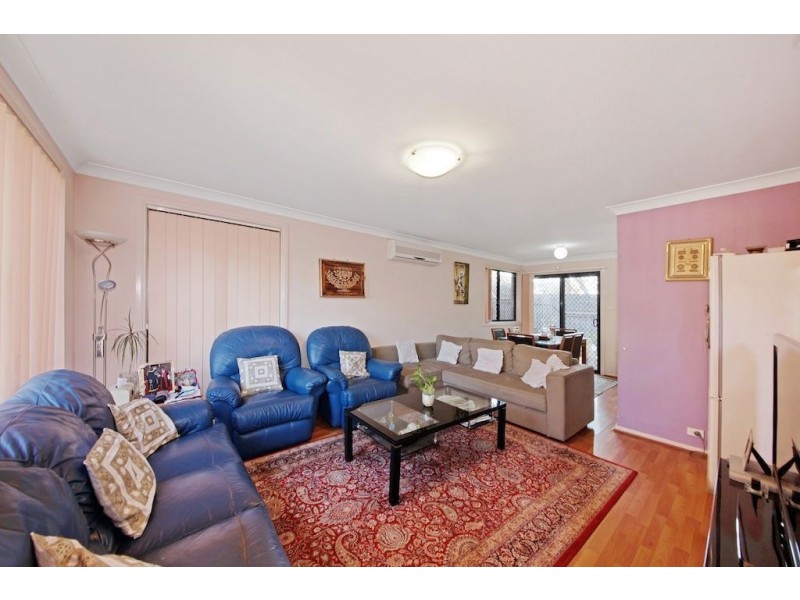 9/58-60 Kent Street, Minto NSW 2566