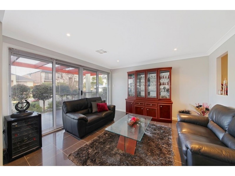 6 Rizal Street, Campbelltown NSW 2560