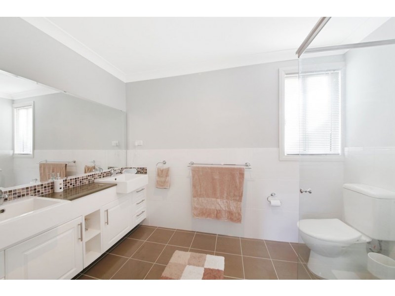6 Rizal Street, Campbelltown NSW 2560