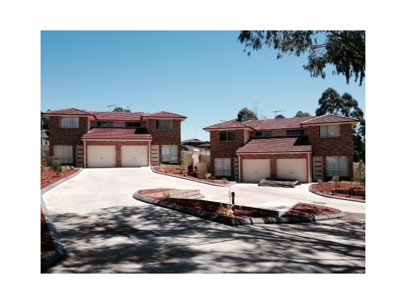 13/102 Feldspar Road, Eagle Vale NSW 2558