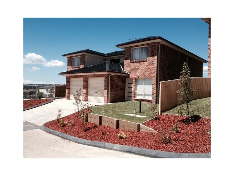 1-18/4 Feldspar Road, Eagle Vale NSW 2558