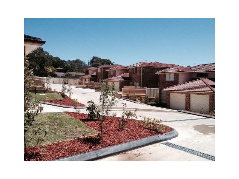 1-18/4 Feldspar Road, Eagle Vale NSW 2558