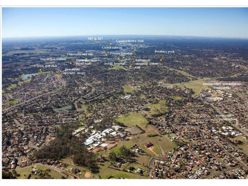 2 Marian Drive, Rosemeadow NSW 2560