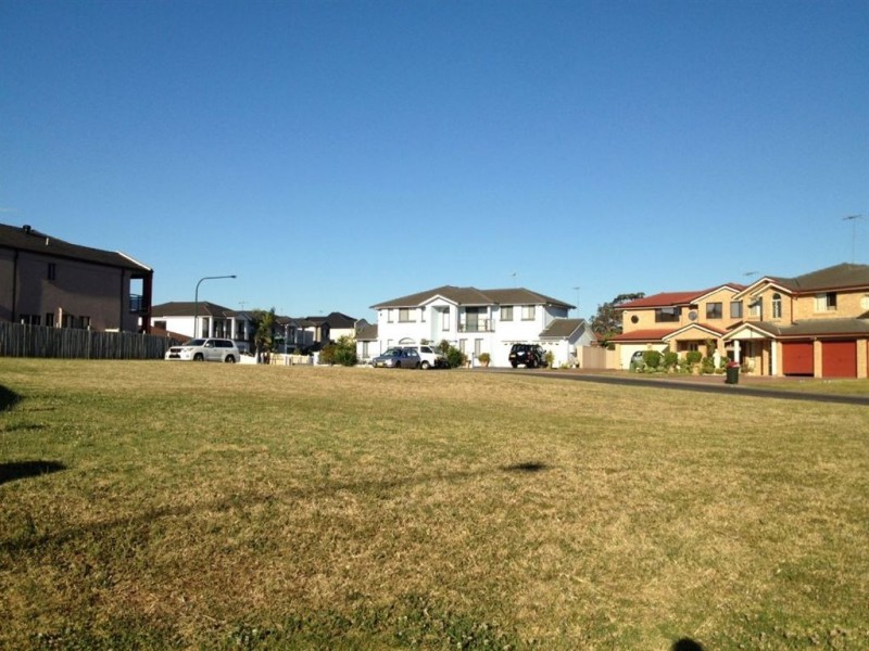 3 Wood Close, Green Valley NSW 2168