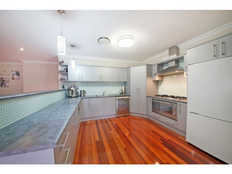 1 The Kraal Drive, Blair Athol NSW 2560