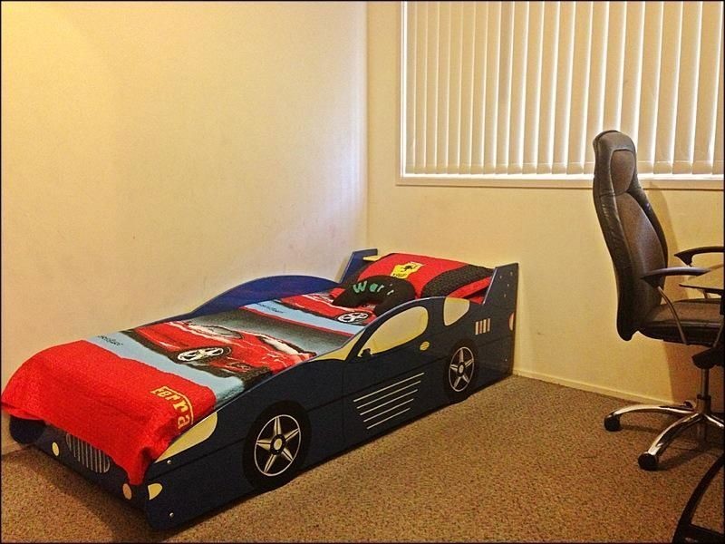 5 Keighran Place, Minto NSW 2566