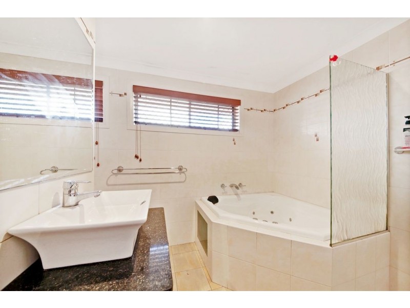 69 Waminda Avenue, Campbelltown NSW 2560