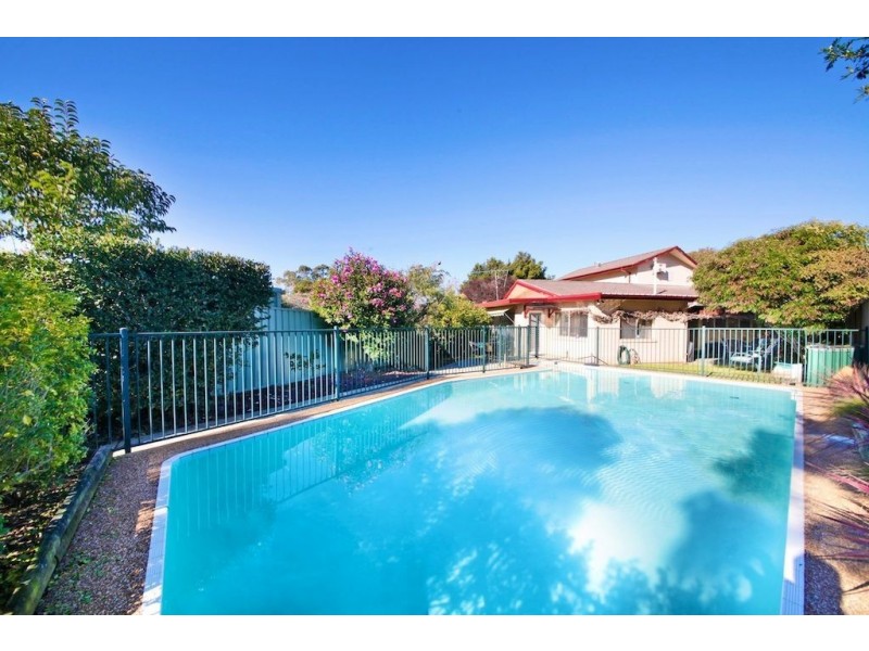 12 Caley Road, Bradbury NSW 2560