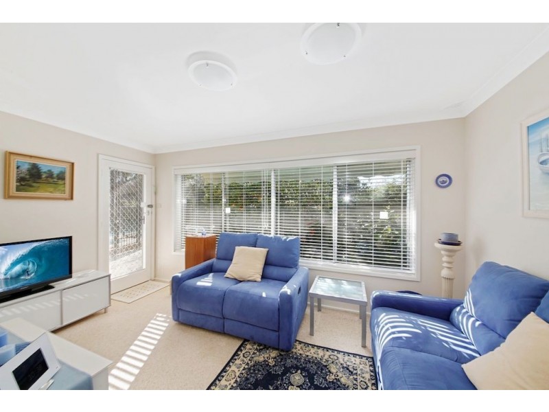 12 Caley Road, Bradbury NSW 2560