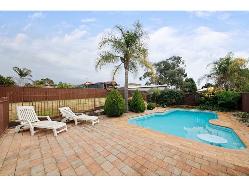 14 Woodcourt Street, Ambarvale NSW 2560