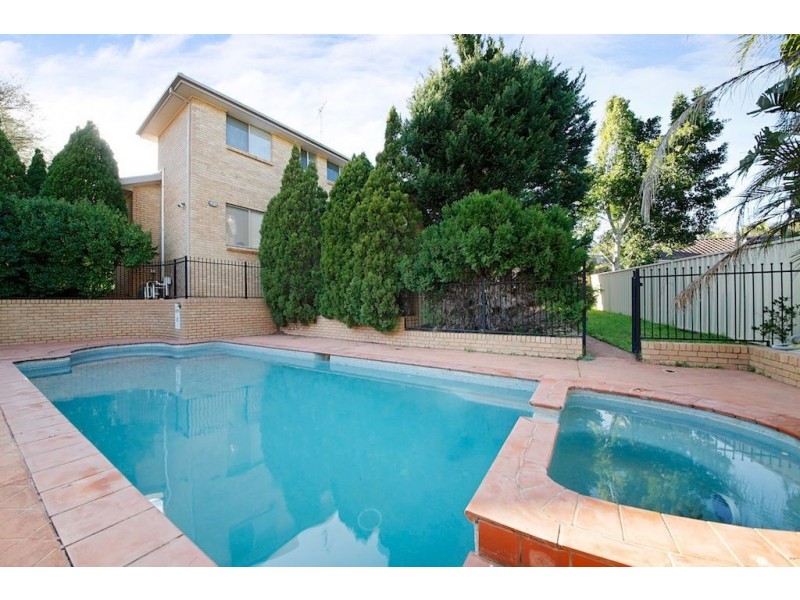 30 Glen Alpine Drive, Glen Alpine NSW 2560