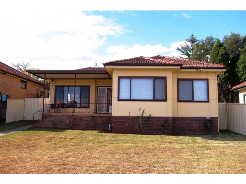 44 Grandview Drive, Campbelltown NSW 2560