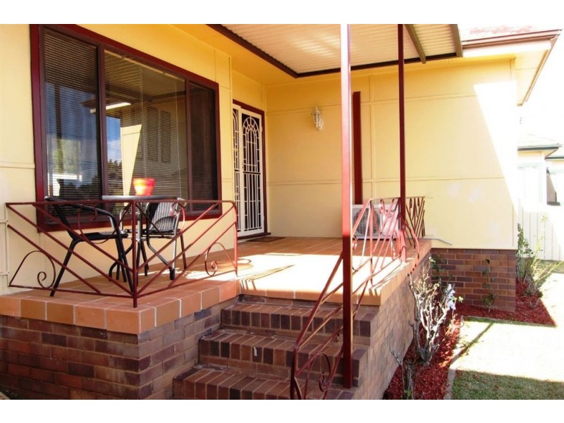 44 Grandview Drive, Campbelltown NSW 2560