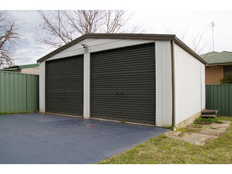 47 Grandview Drive, Campbelltown NSW 2560
