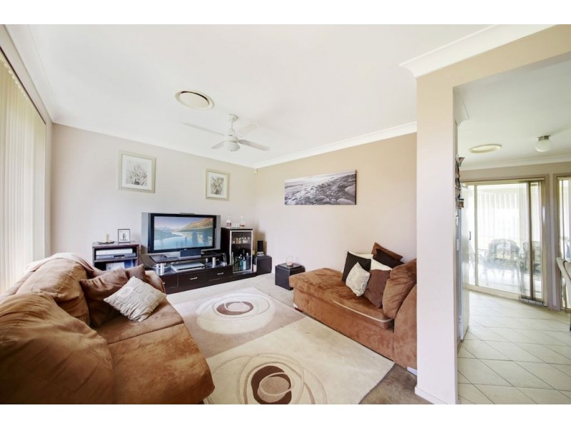 46 Mackillop Crescent, St Helens Park NSW 2560