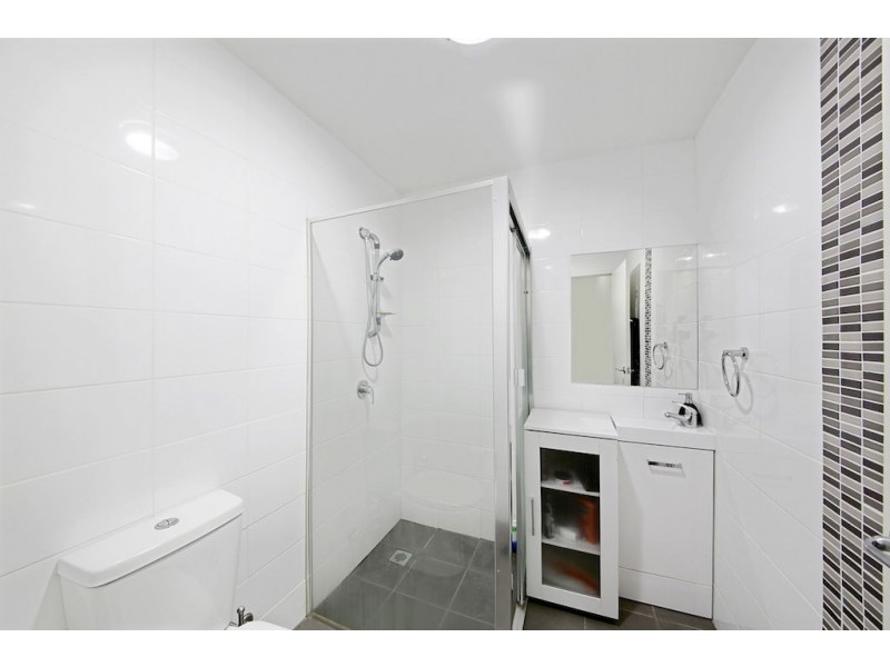 4/31-35 Chamberlain Street, Campbelltown NSW 2560