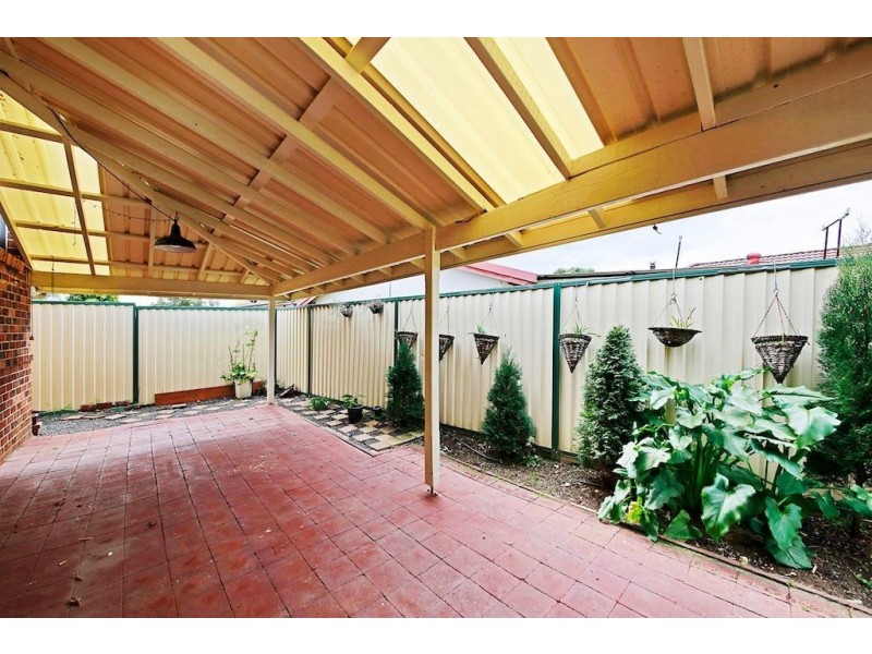 8 Anembo Street, Bradbury NSW 2560