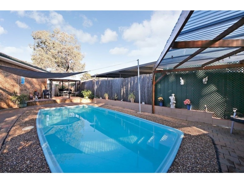 39 Eschol Park Drive, Eschol Park NSW 2558