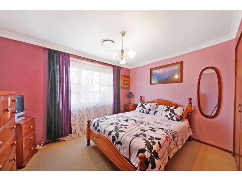 39 Eschol Park Drive, Eschol Park NSW 2558
