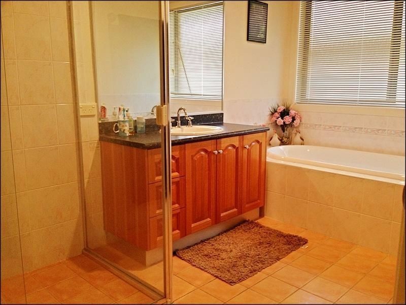 15 Gabriel Circuit, Blair Athol NSW 2560