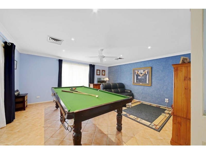 16 Braeside Crescent, Glen Alpine NSW 2560