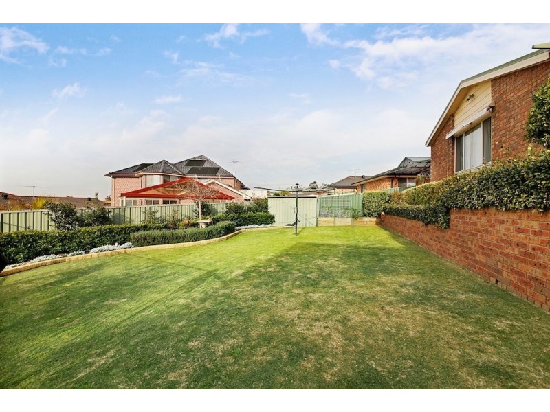 16 Braeside Crescent, Glen Alpine NSW 2560