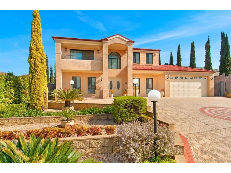 35 Lord Castlereagh Circuit, Macquarie Links NSW 2565