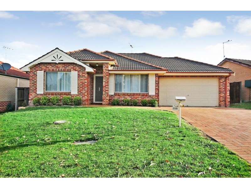 35B Larapinta Crescent, St Helens Park NSW 2560