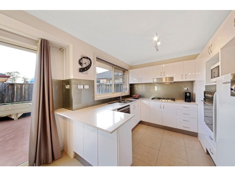 35B Larapinta Crescent, St Helens Park NSW 2560