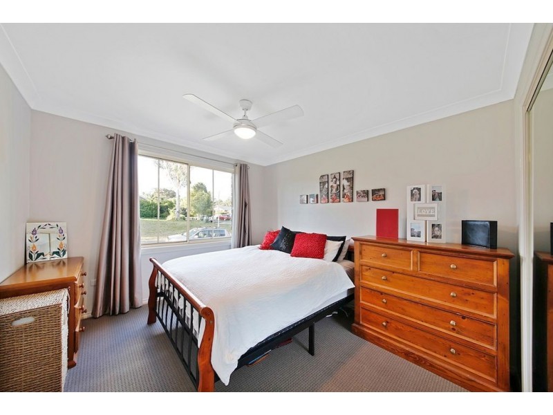 35B Larapinta Crescent, St Helens Park NSW 2560