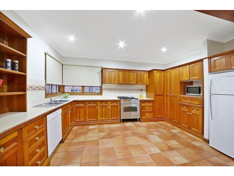 12 Gracemere Place, Glen Alpine NSW 2560