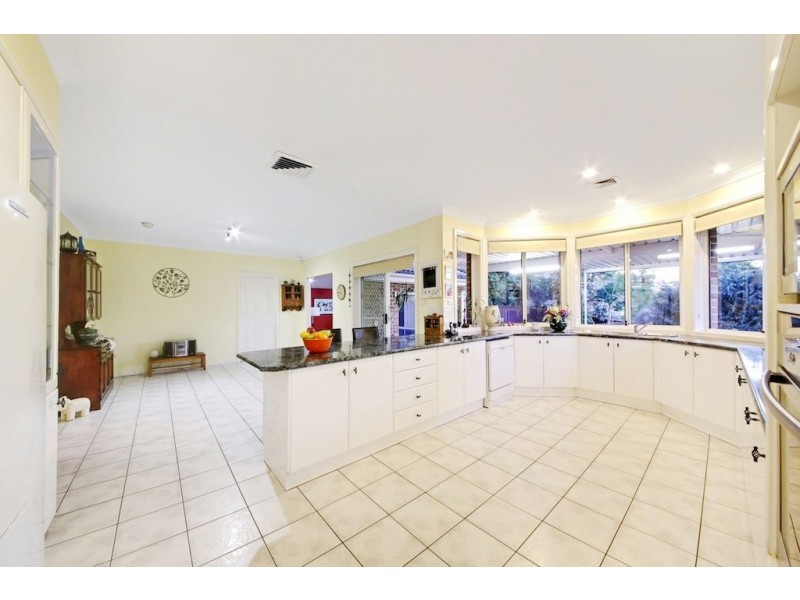 12 Clydebank Crescent, Glen Alpine NSW 2560