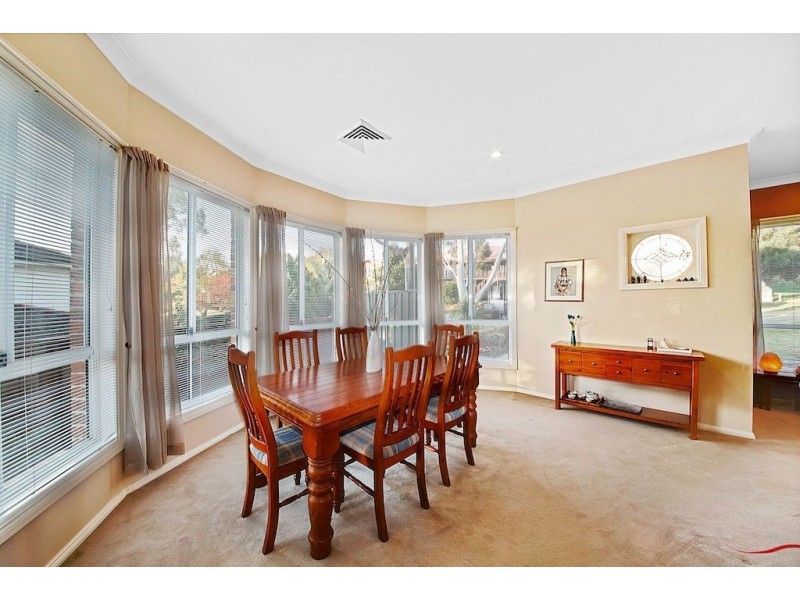 12 Clydebank Crescent, Glen Alpine NSW 2560