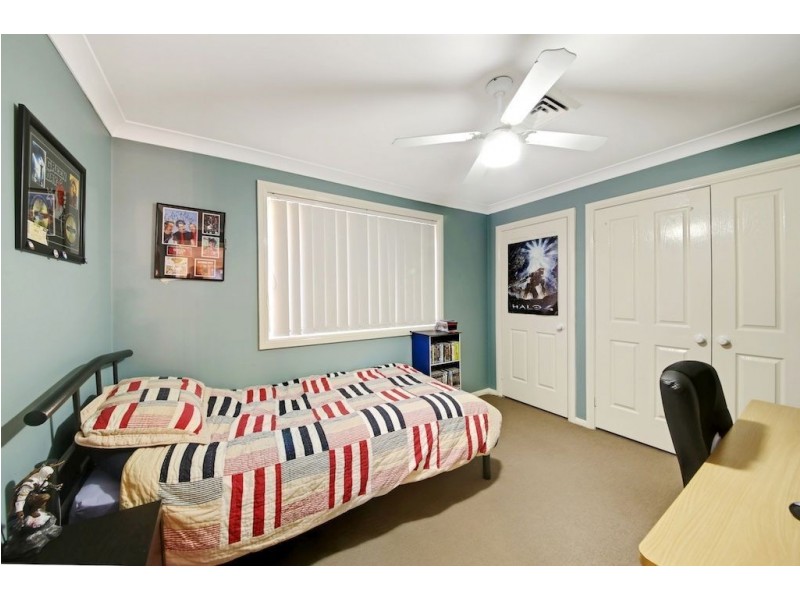 12 Clydebank Crescent, Glen Alpine NSW 2560