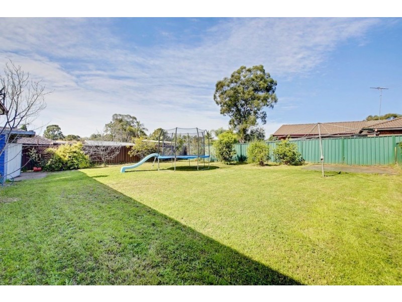 98 Dobell Road, Eagle Vale NSW 2558