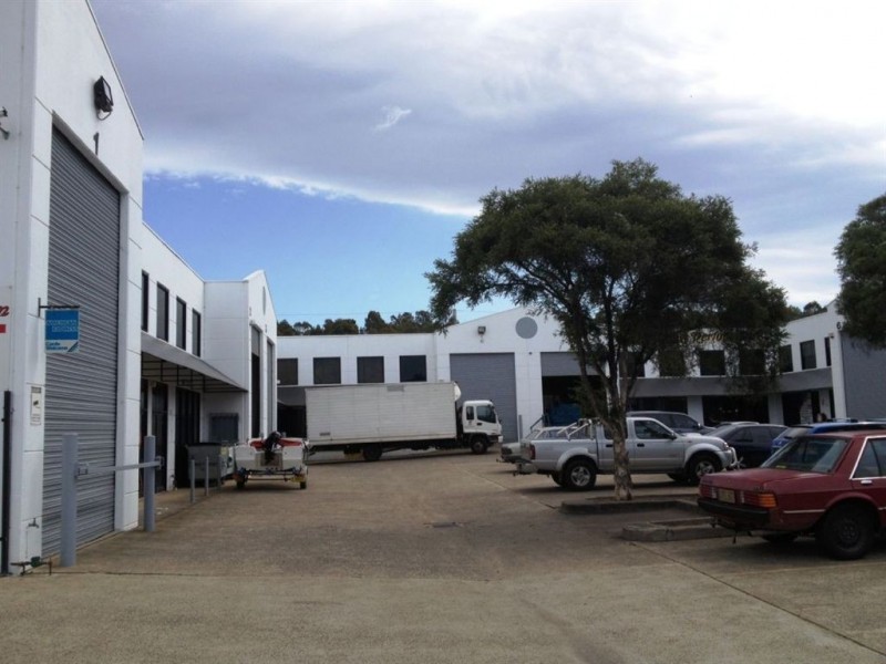 3/13 Mill Road, Campbelltown NSW 2560