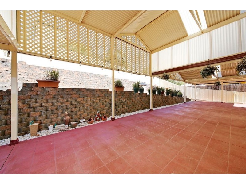 60 Nepean Towers Avenue, Glen Alpine NSW 2560