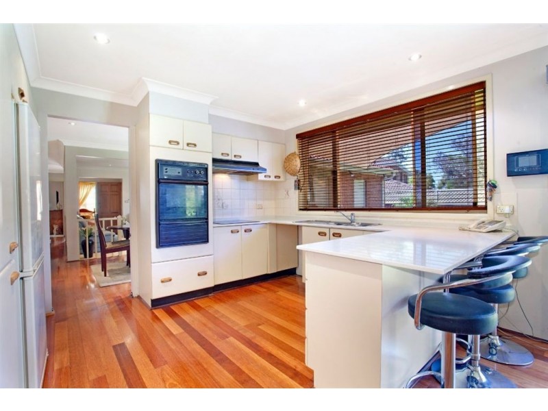 5 Hispano Place, Ingleburn NSW 2565