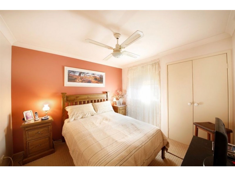 5 Hispano Place, Ingleburn NSW 2565