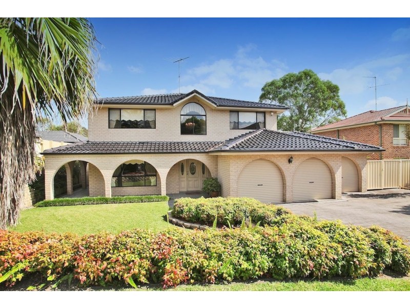 15 Glenavon Place, Glen Alpine NSW 2560