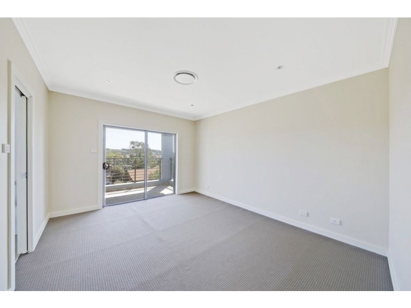 5 Fernhill Place, Glen Alpine NSW 2560