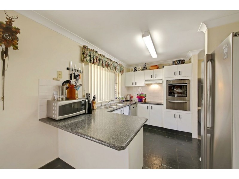 51 Diamontina Avenue, Kearns NSW 2558