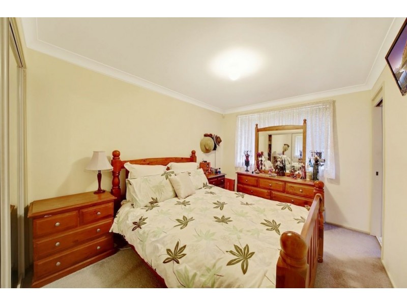 51 Diamontina Avenue, Kearns NSW 2558