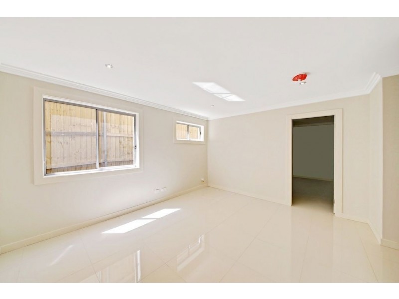 5A Fernhill Place, Glen Alpine NSW 2560