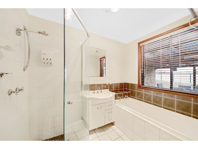 6 Netherbyes Way, Narellan Vale NSW 2567