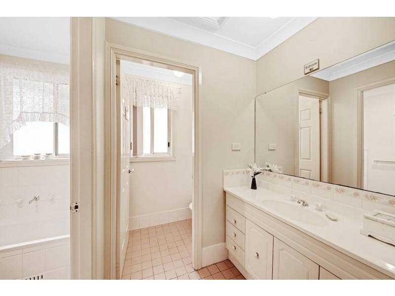 44A Campbellfield Avenue, Bradbury NSW 2560