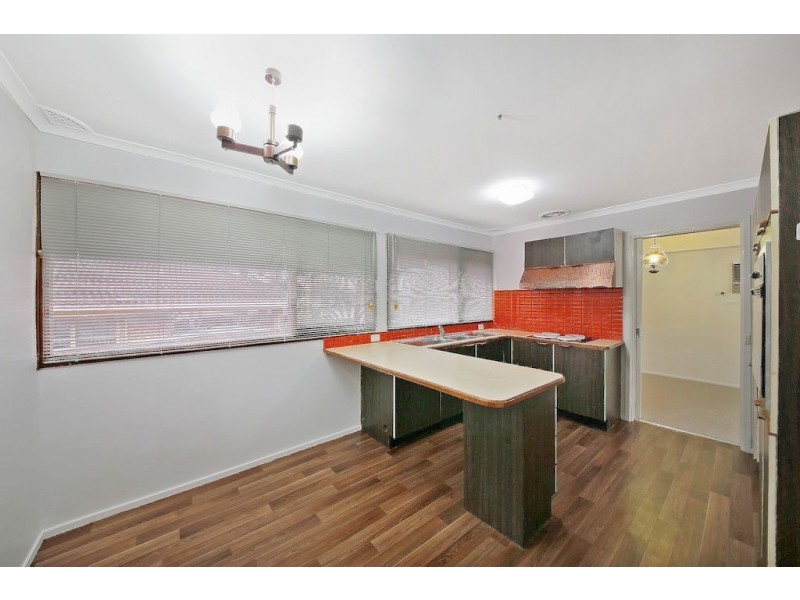 1 Wegg Place, Ambarvale NSW 2560