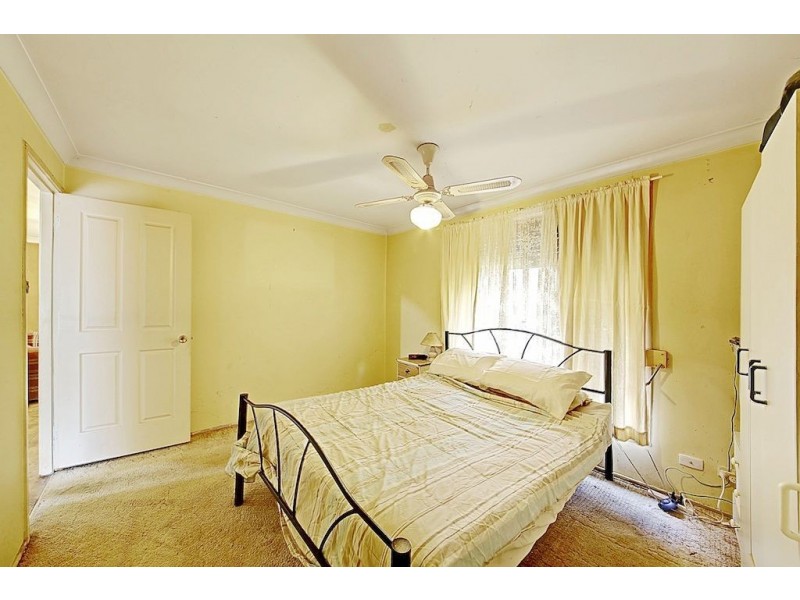 10 Euclase Place, Eagle Vale NSW 2558