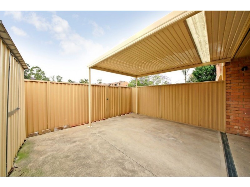 16/42 Woodhouse Drive, Ambarvale NSW 2560